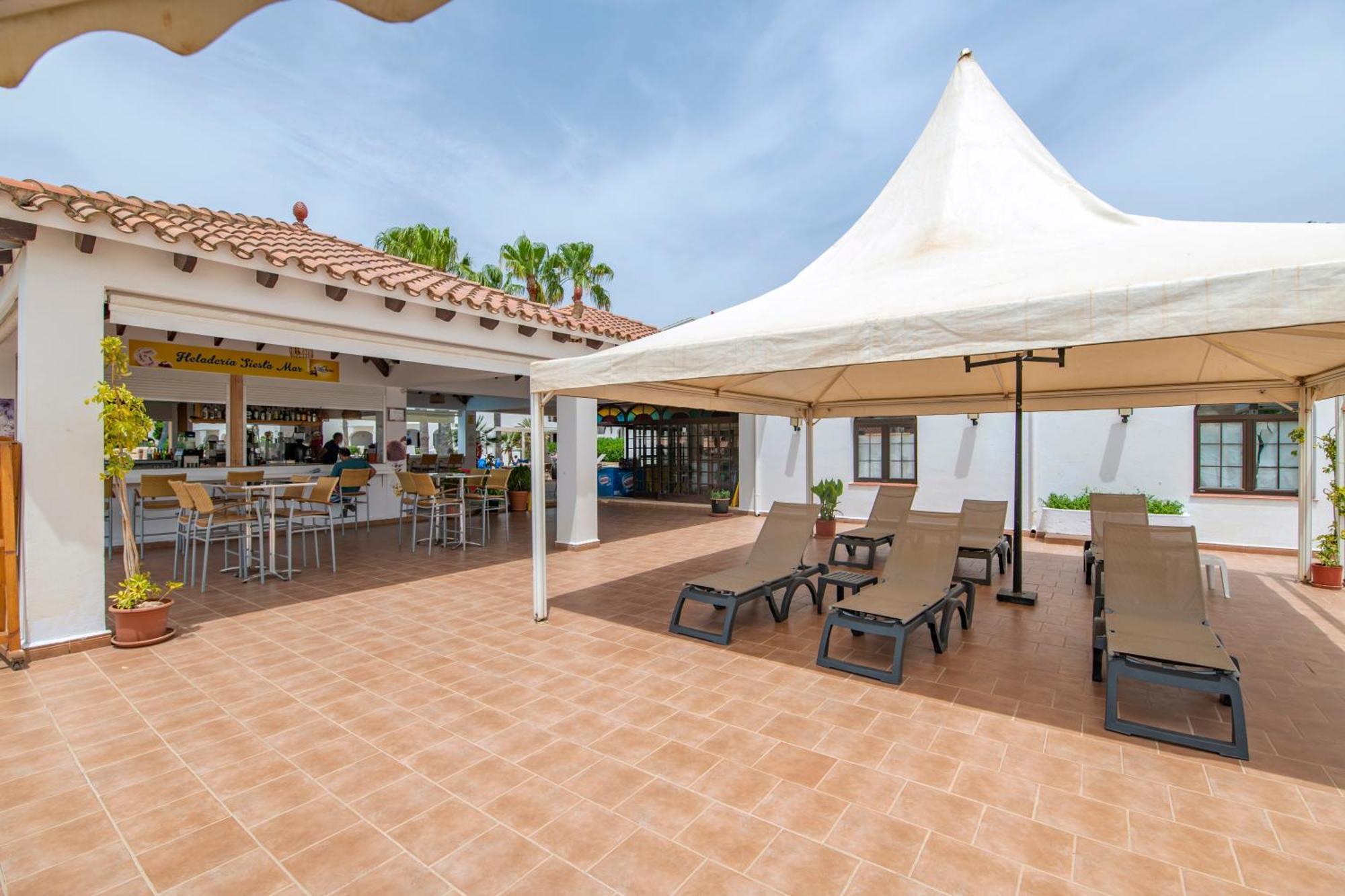 Siesta Mar One Bedroom Apartments Cala En Porter  Luaran gambar